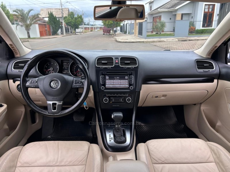 JETTA 2.5 I VARIANT 20V 170CV GASOLINA 4P TIPTRONIC - 2011 - VENâNCIO AIRES
