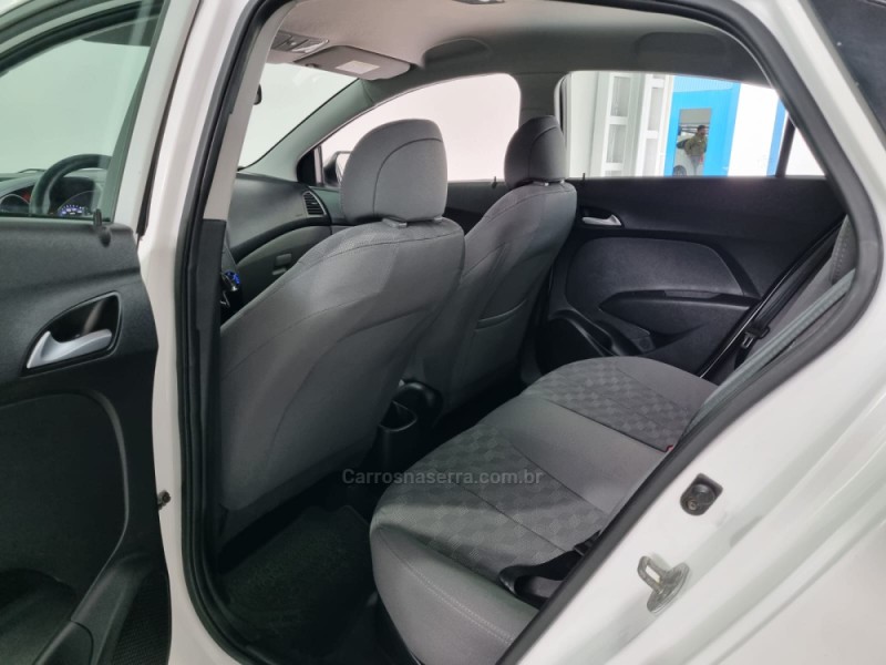 HB20S 1.6 COMFORT PLUS 16V FLEX 4P AUTOMÁTICO - 2017 - VACARIA