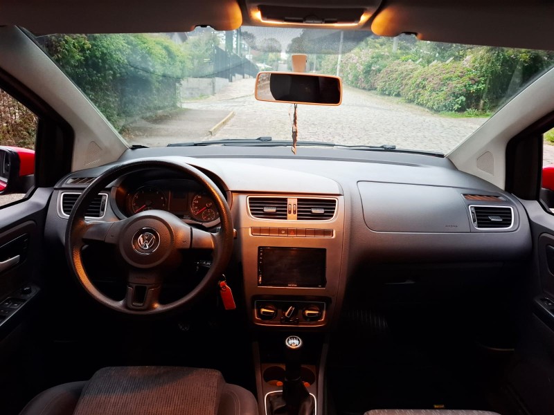 FOX 1.0 MI TRENDLINE 8V FLEX 4P MANUAL - 2014 - CAXIAS DO SUL