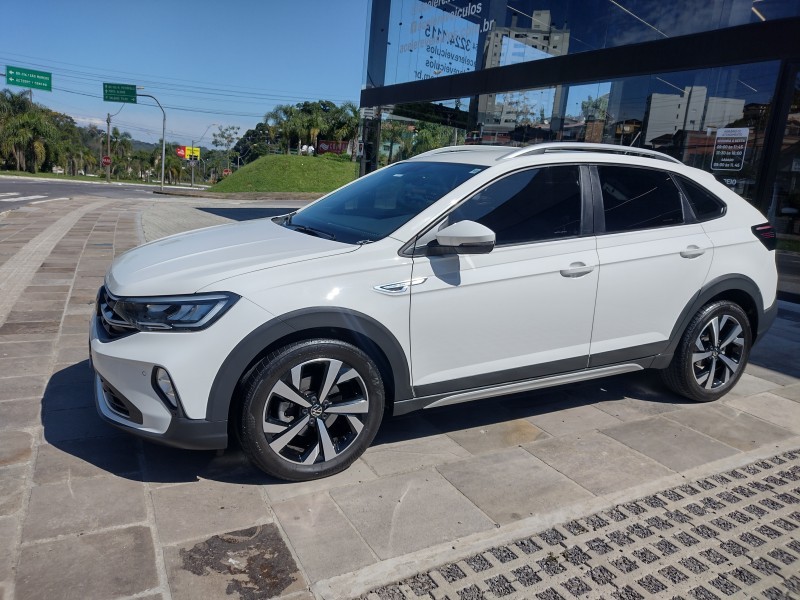 NIVUS 1.0 TSI HIGHLINE FLEX 4P AUTOMÁTICO