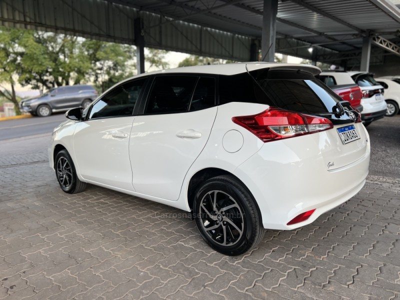 YARIS 1.5 XL 16V FLEX 4P AUTOMATÍCO - 2025 - BOM PRINCíPIO