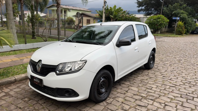 SANDERO 1.0 AUTHENTIQUE 12V FLEX 4P MANUAL