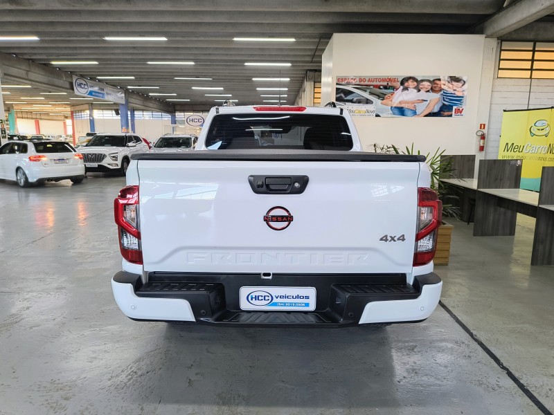 FRONTIER 2.3 PRO4X 4X4 CD BI-TURBO DIESEL 4P AUTOMÁTICO - 2024 - CAXIAS DO SUL