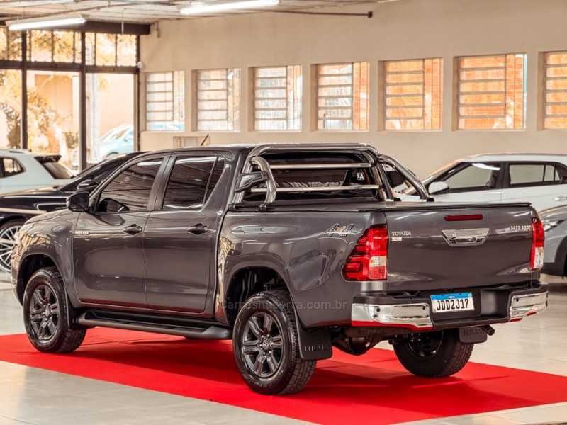 HILUX 2.8 SR 4X4 CD 16V DIESEL 4P AUTOMÁTICO - 2024 - NOVA PRATA
