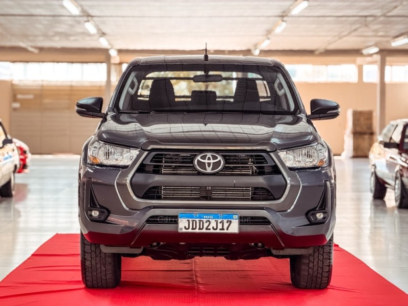 HILUX 2.8 SR 4X4 CD 16V DIESEL 4P AUTOMÁTICO - 2024 - NOVA PRATA