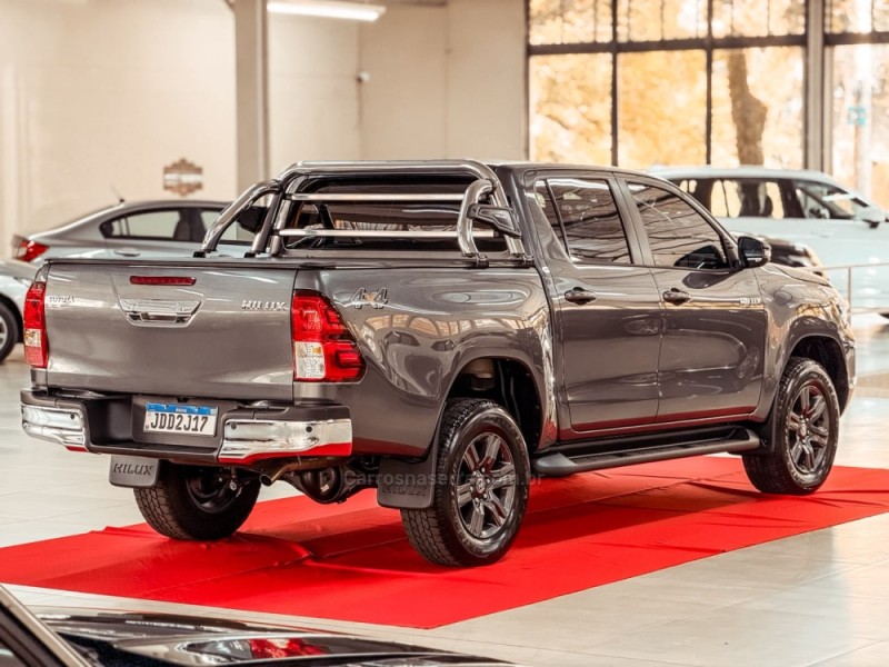 HILUX 2.8 SR 4X4 CD 16V DIESEL 4P AUTOMÁTICO - 2024 - NOVA PRATA