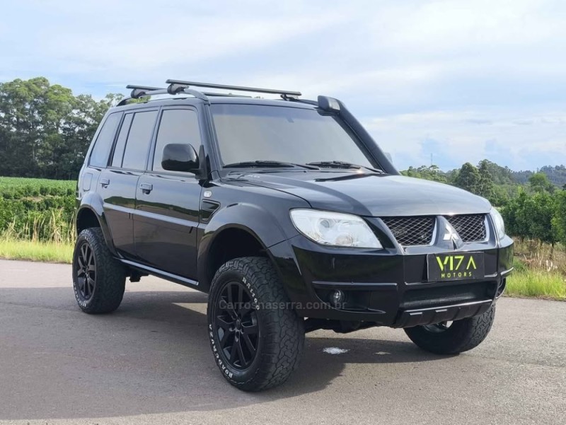 pajero tr4 2.0 4x4 16v 140cv flex 4p manual 2010 caxias do sul