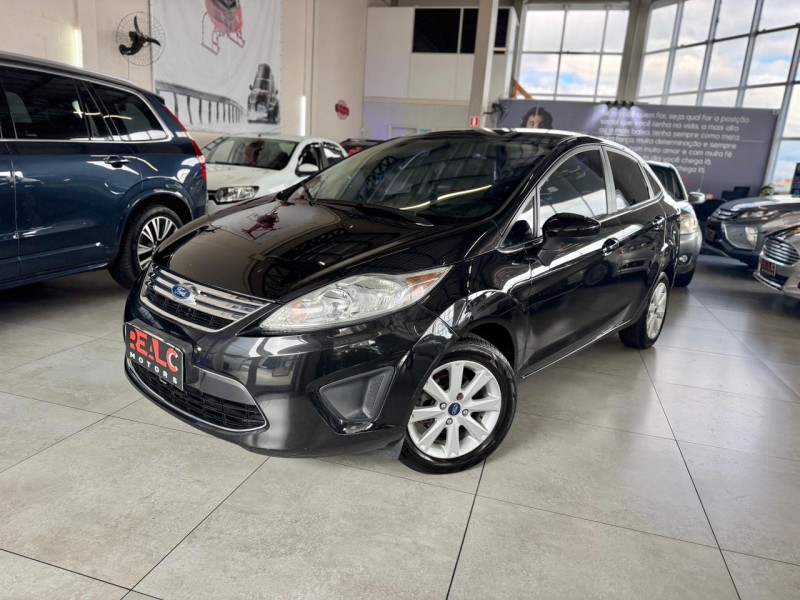 FIESTA 1.6 SE SEDAN 16V FLEX 4P MANUAL - 2011 - CAXIAS DO SUL