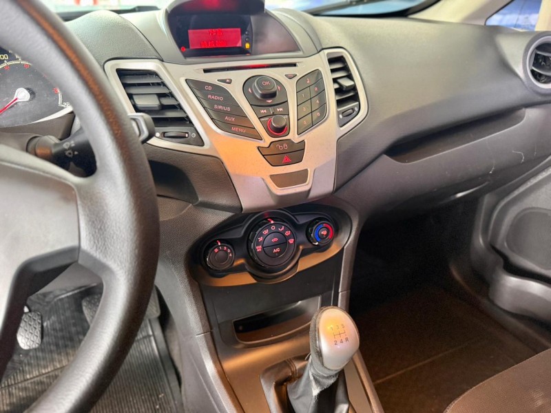 FIESTA 1.6 SE SEDAN 16V FLEX 4P MANUAL - 2011 - CAXIAS DO SUL