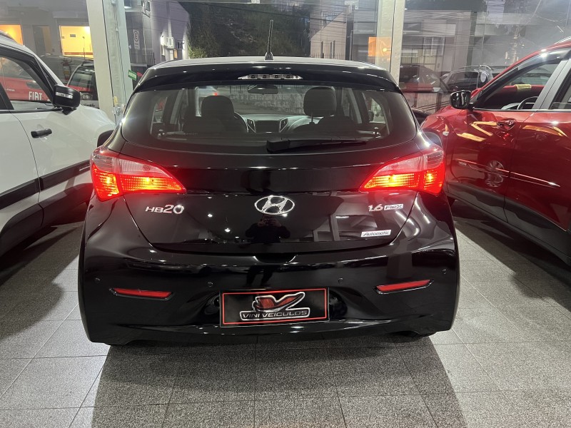 HB20 1.6 COMFORT PLUS 16V FLEX 4P AUTOMÁTICO - 2015 - CAXIAS DO SUL