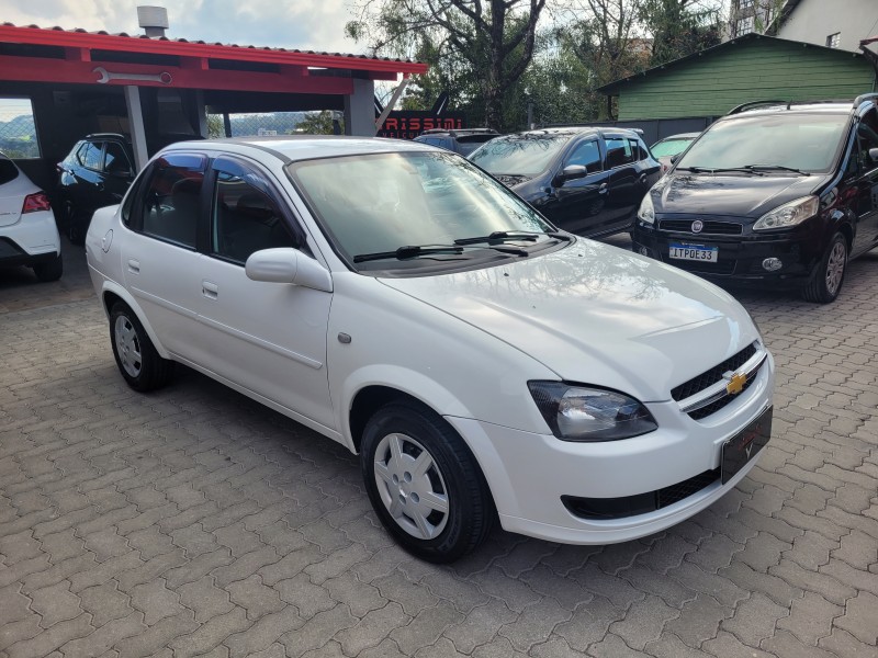 CLASSIC 1.0 MPFI LS 8V FLEX 4P MANUAL - 2013 - CARLOS BARBOSA