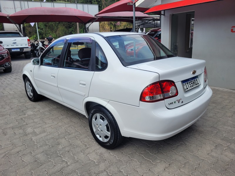 CLASSIC 1.0 MPFI LS 8V FLEX 4P MANUAL - 2013 - CARLOS BARBOSA