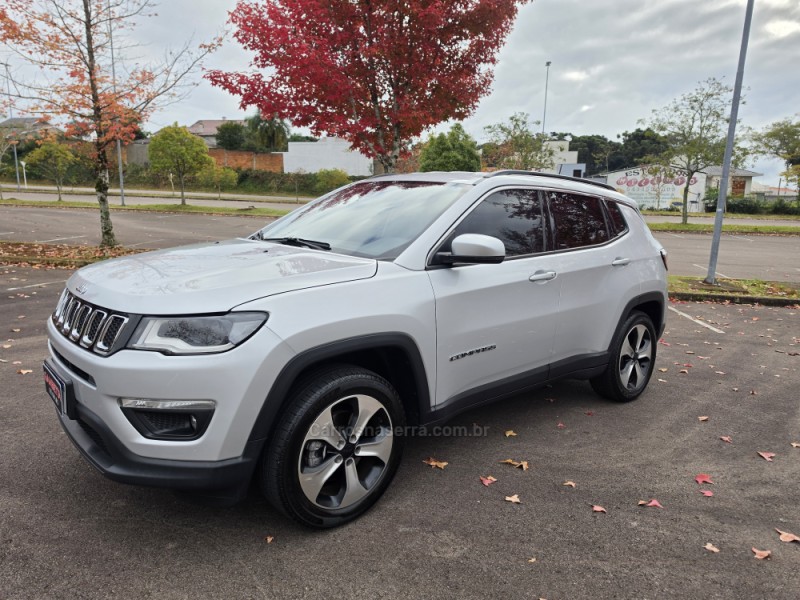 COMPASS 2.0 16V FLEX LONGITUDE AUTOMÁTICO - 2017 - BENTO GONçALVES