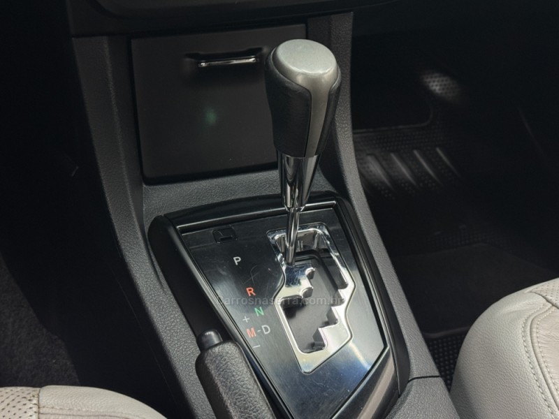 COROLLA 2.0 XEI 16V FLEX 4P AUTOMÁTICO - 2015 - CARLOS BARBOSA