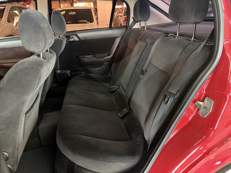 ASTRA 2.0 MPFI ADVANTAGE 8V FLEX 4P MANUAL - 2011 - FARROUPILHA