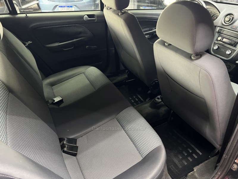 GOL 1.0 MI 8V FLEX 4P MANUAL - 2011 - CAXIAS DO SUL