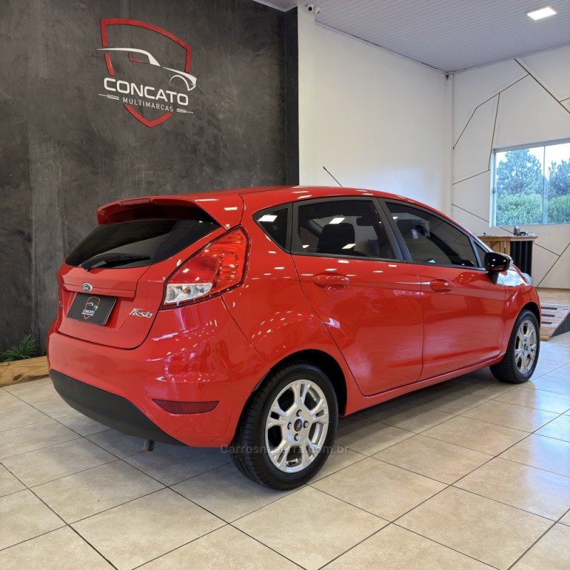 FIESTA 1.6 SE HATCH 16V FLEX 4P AUTOMÁTICO - 2014 - FARROUPILHA