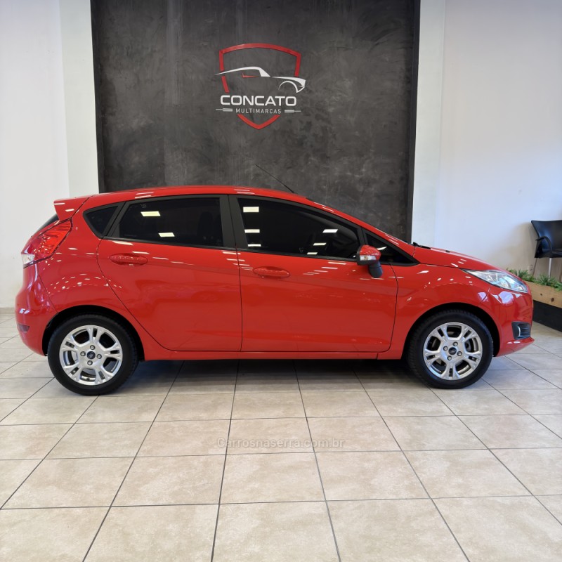 FIESTA 1.6 SE HATCH 16V FLEX 4P AUTOMÁTICO - 2014 - FARROUPILHA