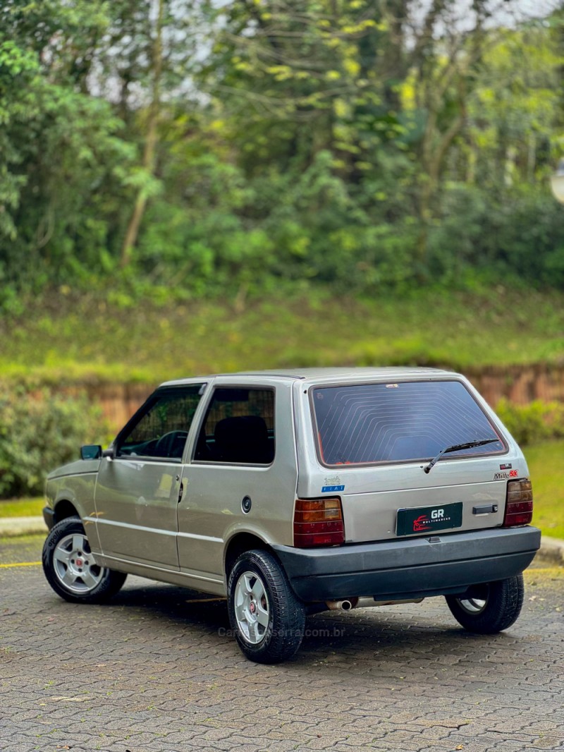 UNO 1.0 IE MILLE EP 8V GASOLINA 4P MANUAL - 1999 - TUPANDI