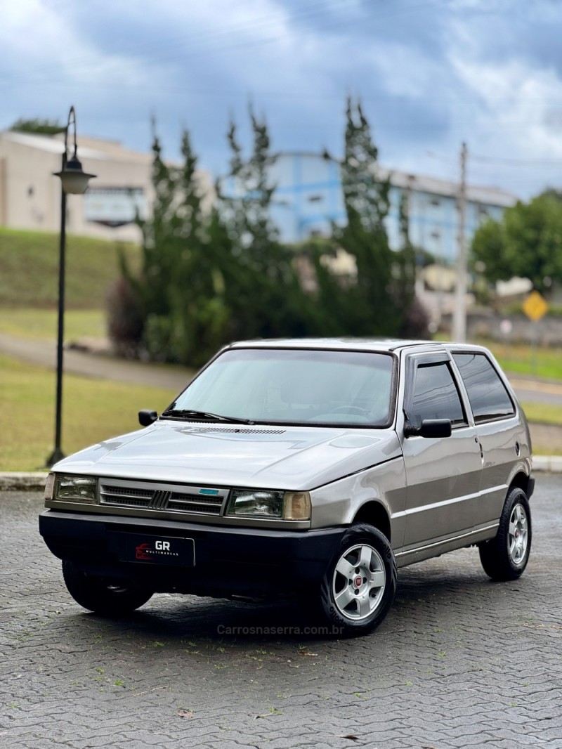 UNO 1.0 IE MILLE EP 8V GASOLINA 4P MANUAL - 1999 - TUPANDI