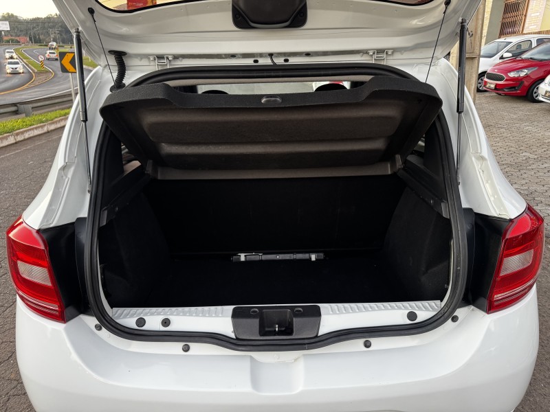 SANDERO 1.0 EXPRESSION 16V FLEX 4P MANUAL - 2015 - DOIS IRMãOS