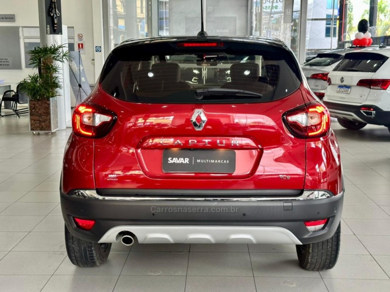 CAPTUR 1.3 ICONIC 16V TURBO FLEX 4P AUTOMÁTICO - 2022 - NOVO HAMBURGO