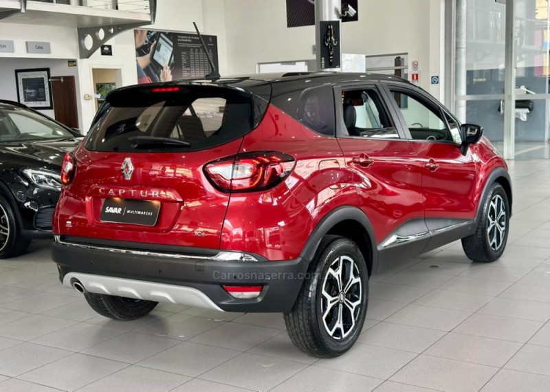CAPTUR 1.3 ICONIC 16V TURBO FLEX 4P AUTOMÁTICO - 2022 - NOVO HAMBURGO