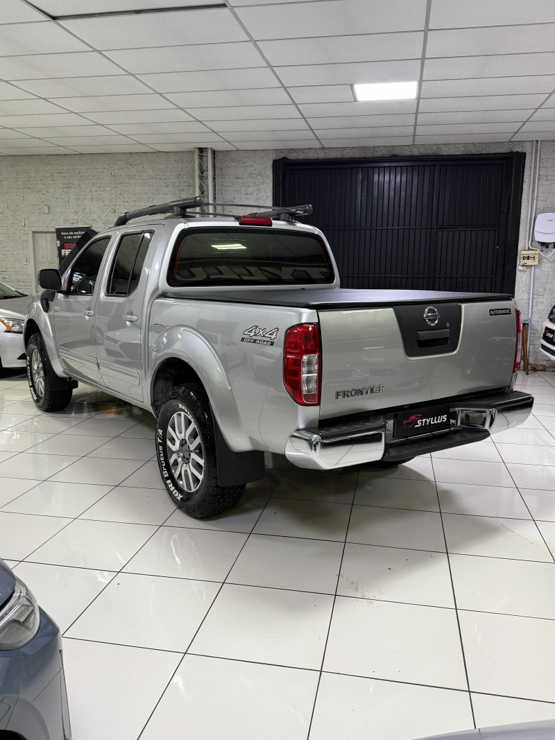 FRONTIER 2.5 SL 4X4 CD TURBO ELETRONIC DIESEL 4P AUTOMÁTICO - 2014 - ESTâNCIA VELHA