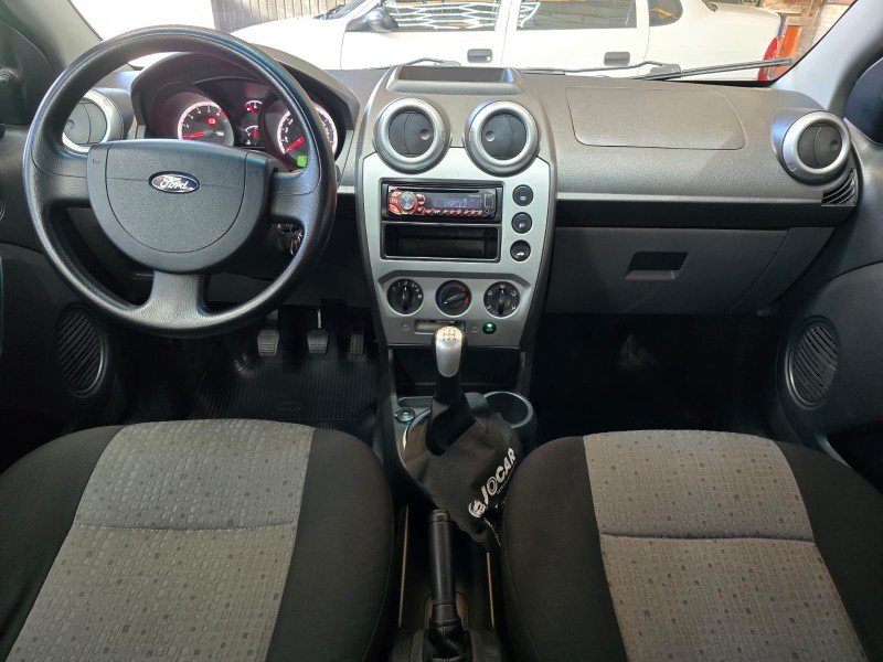 FIESTA 1.6 MPI SEDAN 8V FLEX 4P MANUAL - 2011 - FARROUPILHA