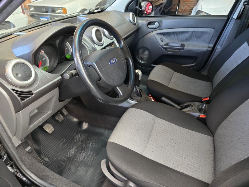 FIESTA 1.6 MPI SEDAN 8V FLEX 4P MANUAL - 2011 - FARROUPILHA