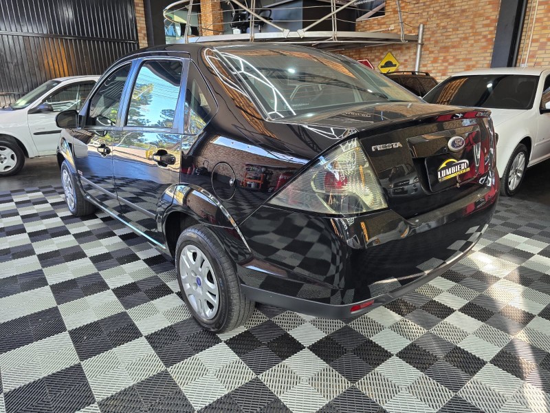 FIESTA 1.6 MPI SEDAN 8V FLEX 4P MANUAL - 2011 - FARROUPILHA