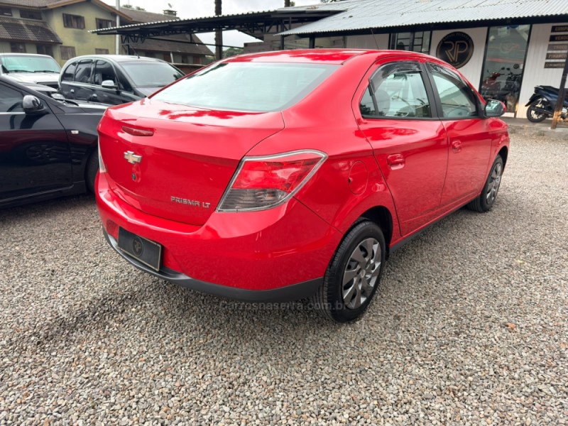 PRISMA 1.4 MPFI LT 8V FLEX 4P MANUAL - 2015 - CANELA