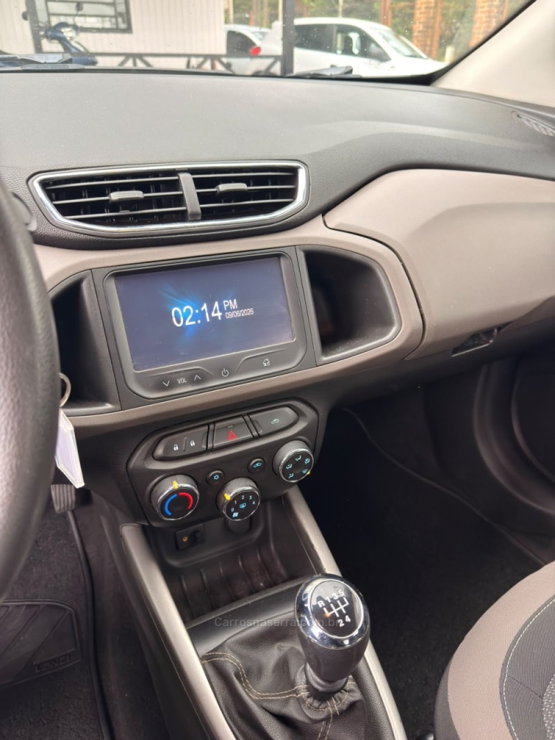 PRISMA 1.4 MPFI LT 8V FLEX 4P MANUAL - 2015 - CANELA