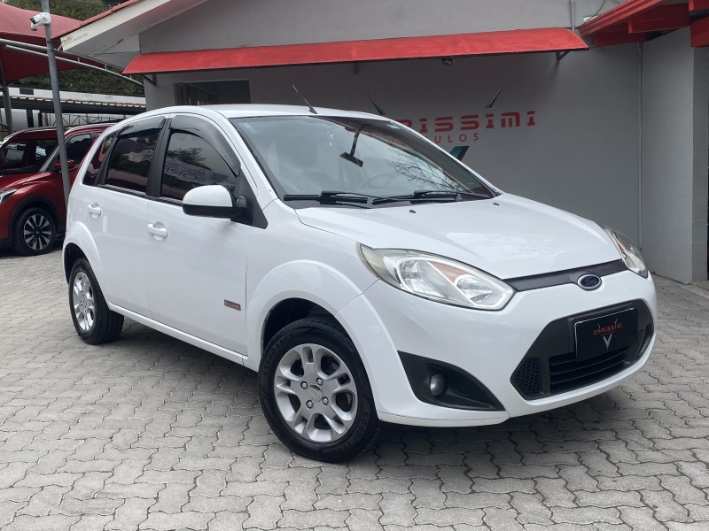 FIESTA 1.6 MPI HATCH 8V FLEX 4P MANUAL - 2013 - CARLOS BARBOSA