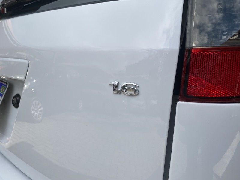 FIESTA 1.6 MPI HATCH 8V FLEX 4P MANUAL - 2013 - CARLOS BARBOSA