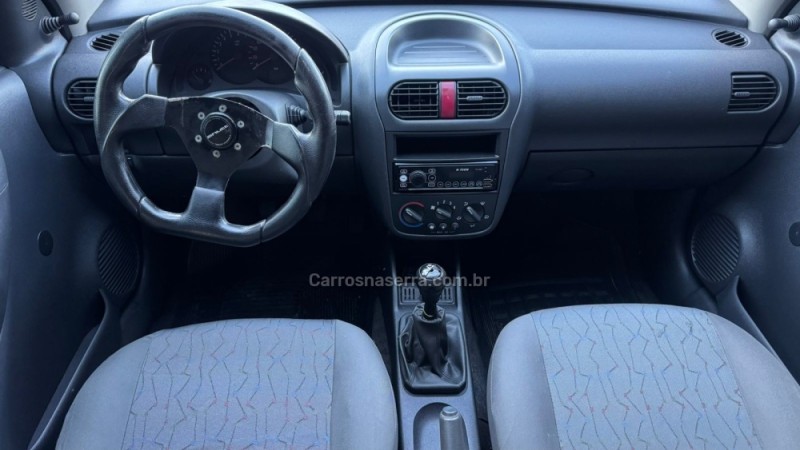 CORSA 1.8 MPFI MAXX 8V FLEX 4P MANUAL - 2007 - CAXIAS DO SUL