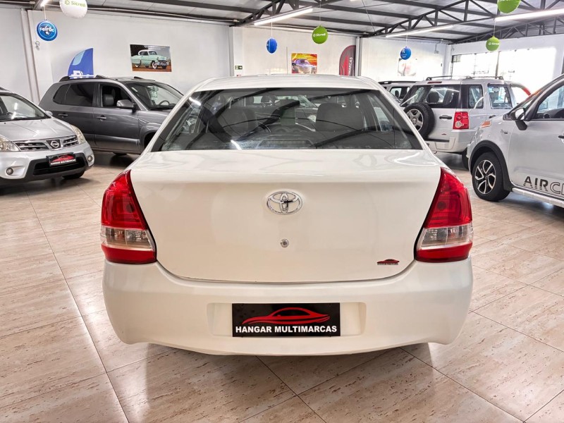 ETIOS 1.5 XS SEDAN 16V FLEX 4P MANUAL - 2013 - CAXIAS DO SUL