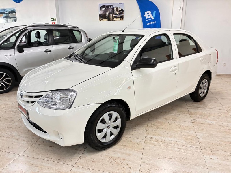 ETIOS 1.5 XS SEDAN 16V FLEX 4P MANUAL - 2013 - CAXIAS DO SUL