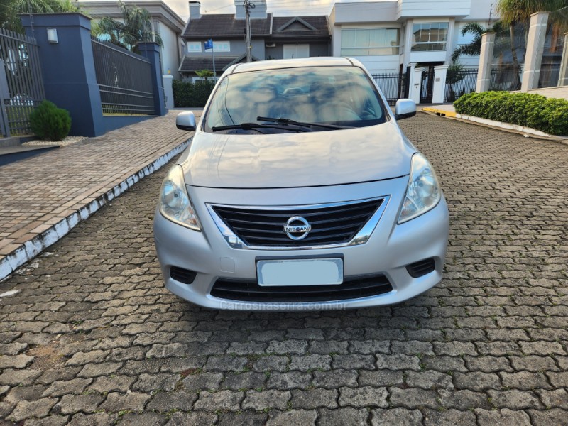VERSA 1.6 16V FLEX SV 4P MANUAL - 2014 - MONTENEGRO