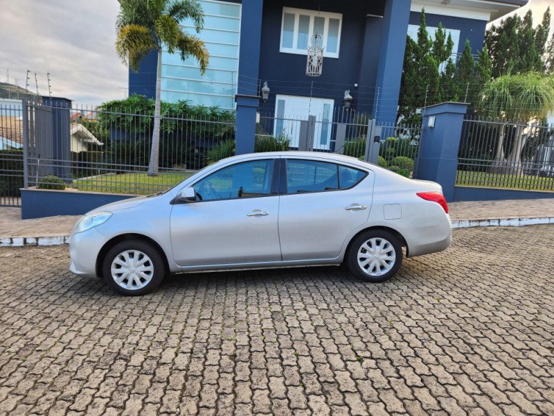 VERSA 1.6 16V FLEX SV 4P MANUAL - 2014 - MONTENEGRO