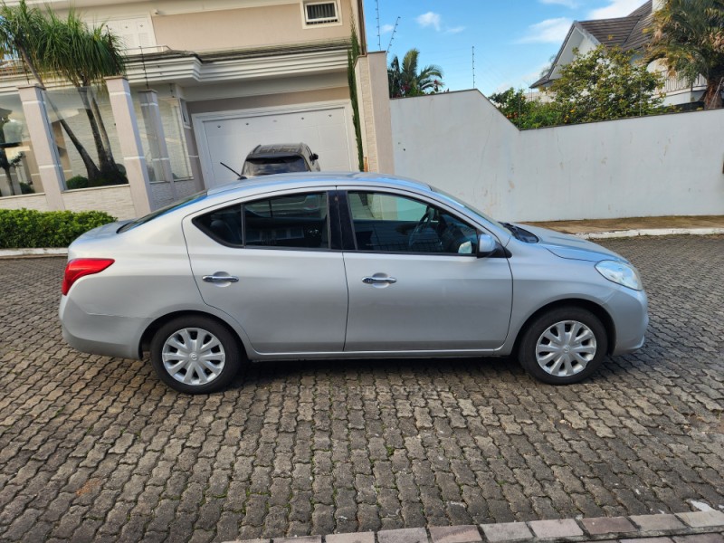 VERSA 1.6 16V FLEX SV 4P MANUAL - 2014 - MONTENEGRO
