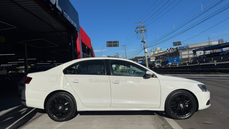 JETTA 2.0 COMFORTLINE FLEX 4P TIPTRONIC - 2012 - CAXIAS DO SUL