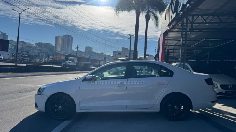 JETTA 2.0 COMFORTLINE FLEX 4P TIPTRONIC - 2012 - CAXIAS DO SUL
