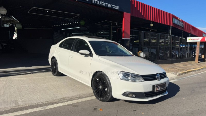 JETTA 2.0 COMFORTLINE FLEX 4P TIPTRONIC - 2012 - CAXIAS DO SUL