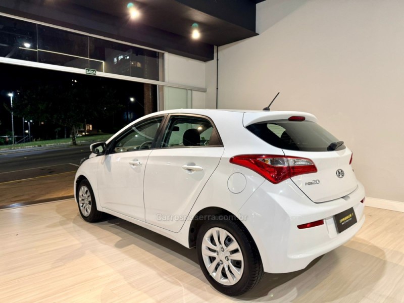HB20 1.6 COMFORT PLUS 16V FLEX 4P MANUAL - 2016 - BENTO GONçALVES