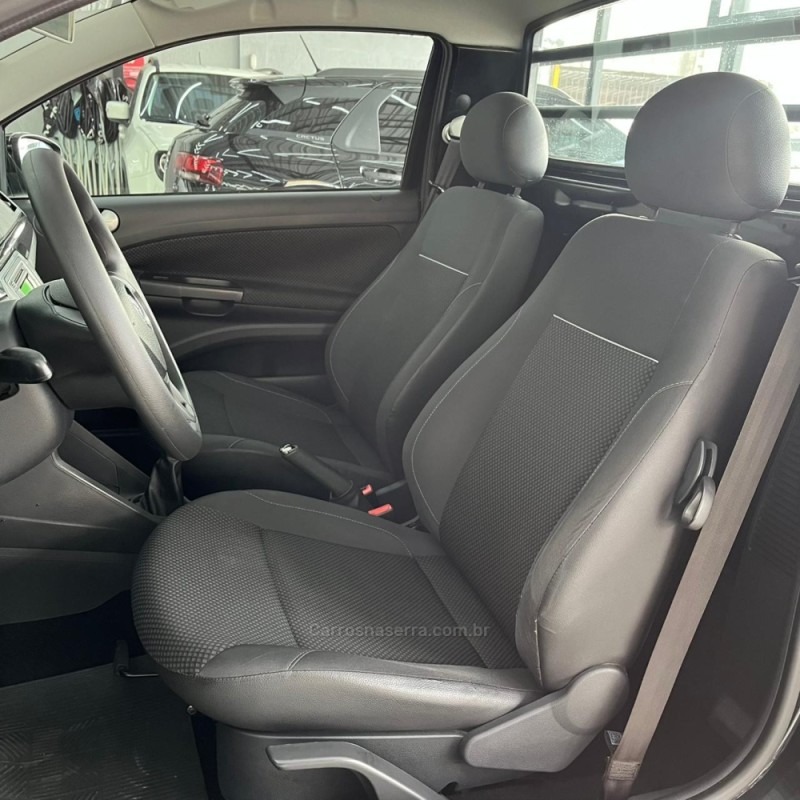 SAVEIRO 1.6 MI TRENDLINE CS 8V FLEX 2P MANUAL - 2018 - CANOAS