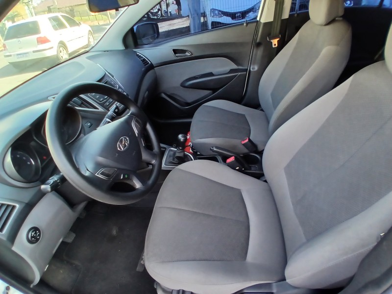 HB20S 1.0 COMFORT 12V FLEX 4P MANUAL - 2015 - FARROUPILHA