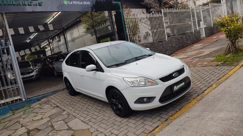 FOCUS 2.0 GLX 16V FLEX 4P MANUAL - 2013 - CAXIAS DO SUL