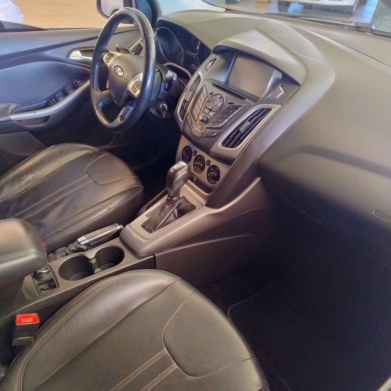 FOCUS 1.6 S HATCH 16V FLEX 4P AUTOMÁTICO - 2014 - CAMPO BOM
