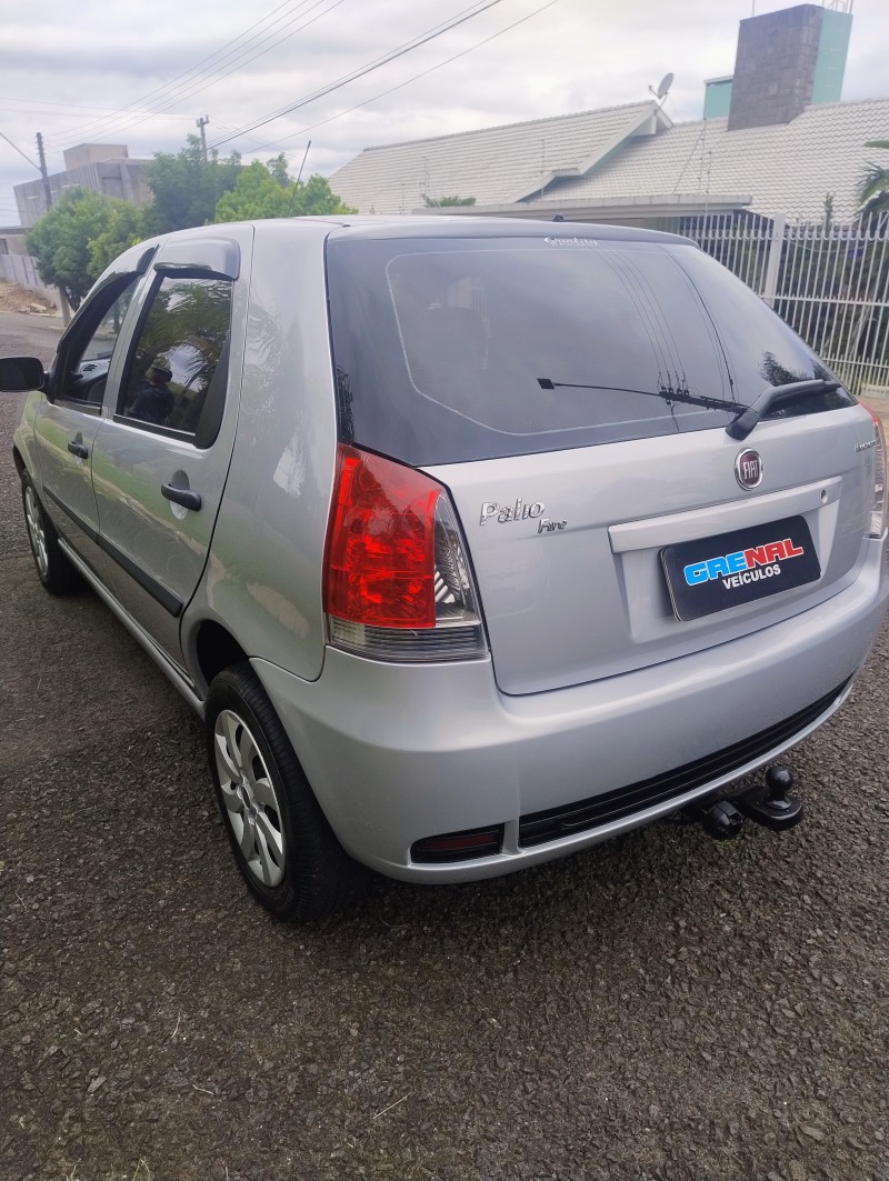 PALIO 1.0 MPI FIRE CELEBRATION ECONOMY 8V FLEX 4P MANUAL - 2010 - CAMPO BOM